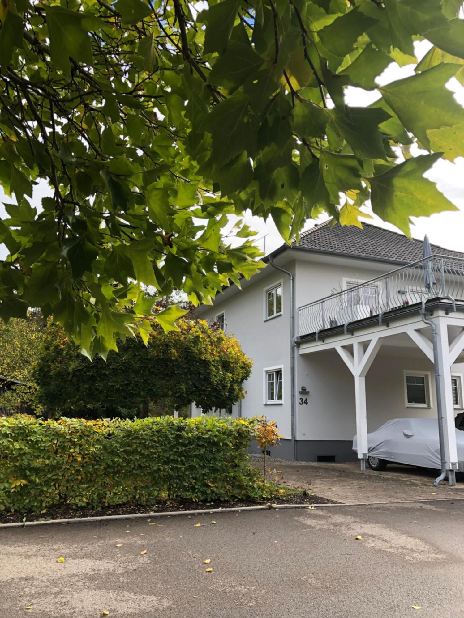 Stilvolle Wohnung Fuer 2-3 Personen - Mit Riesiger Dachterrasse Haigerloch Luaran gambar