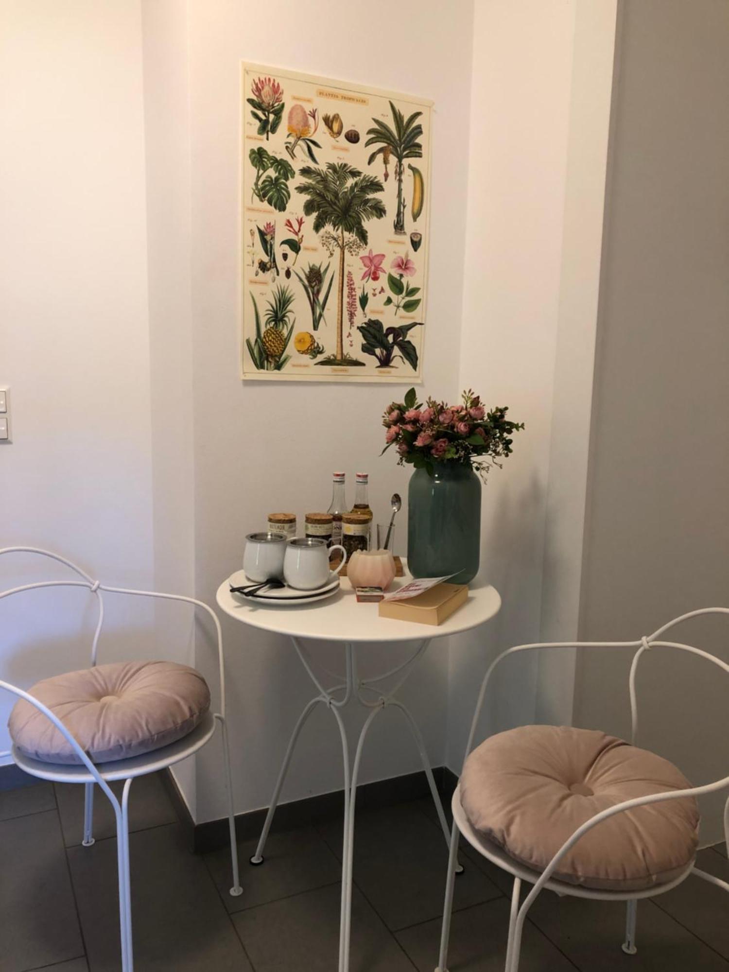Stilvolle Wohnung Fuer 2-3 Personen - Mit Riesiger Dachterrasse Haigerloch Luaran gambar