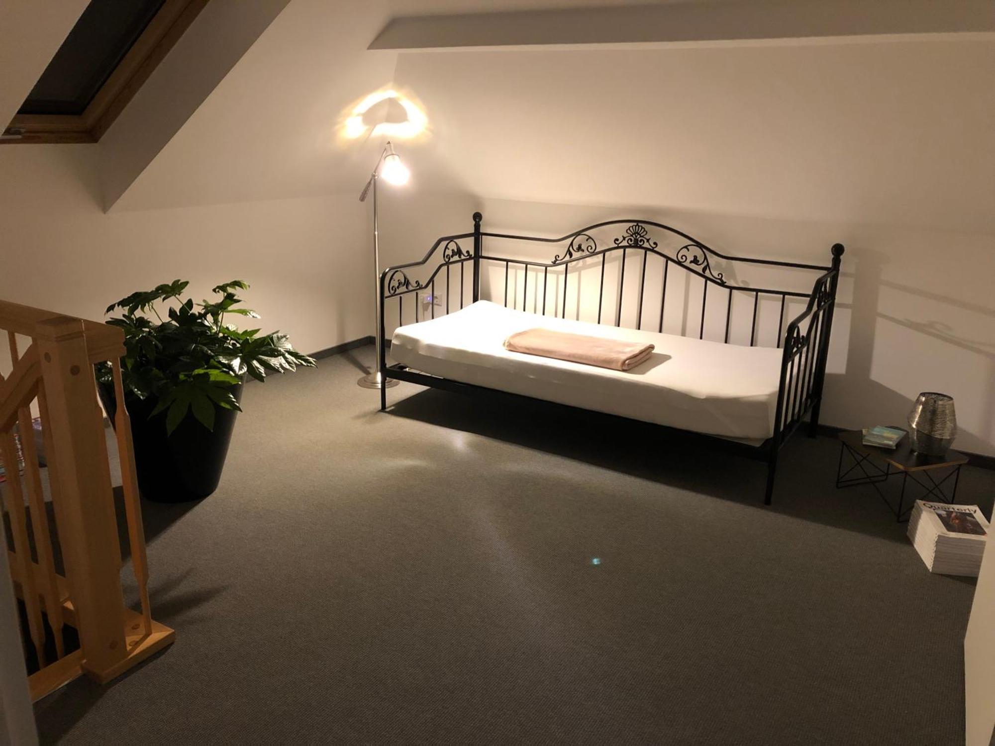 Stilvolle Wohnung Fuer 2-3 Personen - Mit Riesiger Dachterrasse Haigerloch Luaran gambar