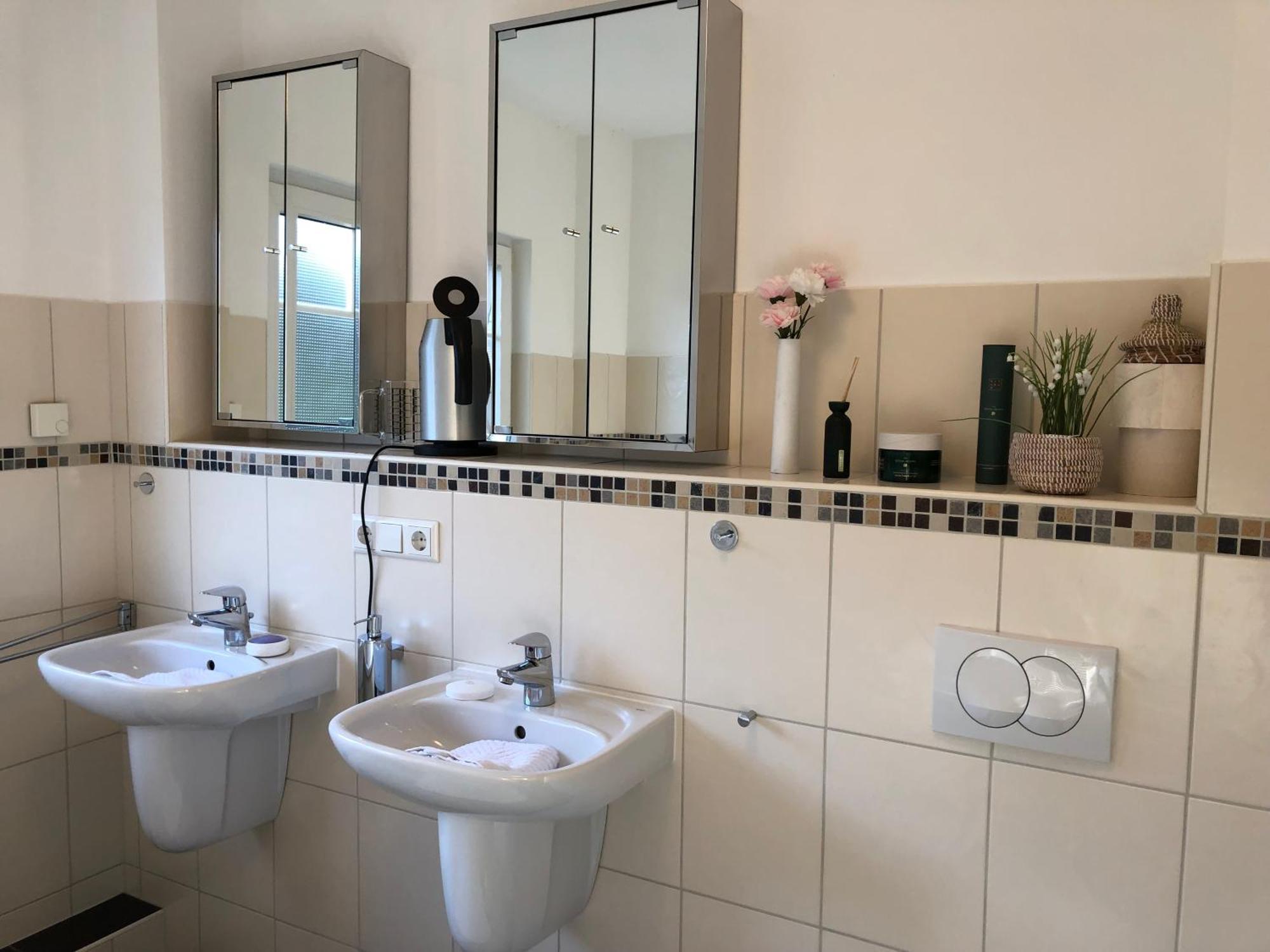 Stilvolle Wohnung Fuer 2-3 Personen - Mit Riesiger Dachterrasse Haigerloch Luaran gambar