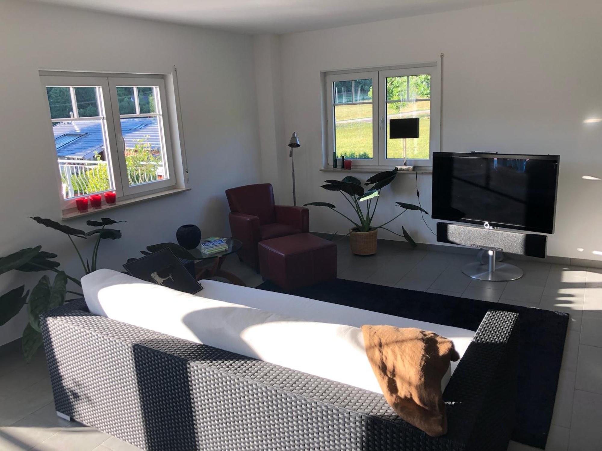 Stilvolle Wohnung Fuer 2-3 Personen - Mit Riesiger Dachterrasse Haigerloch Luaran gambar